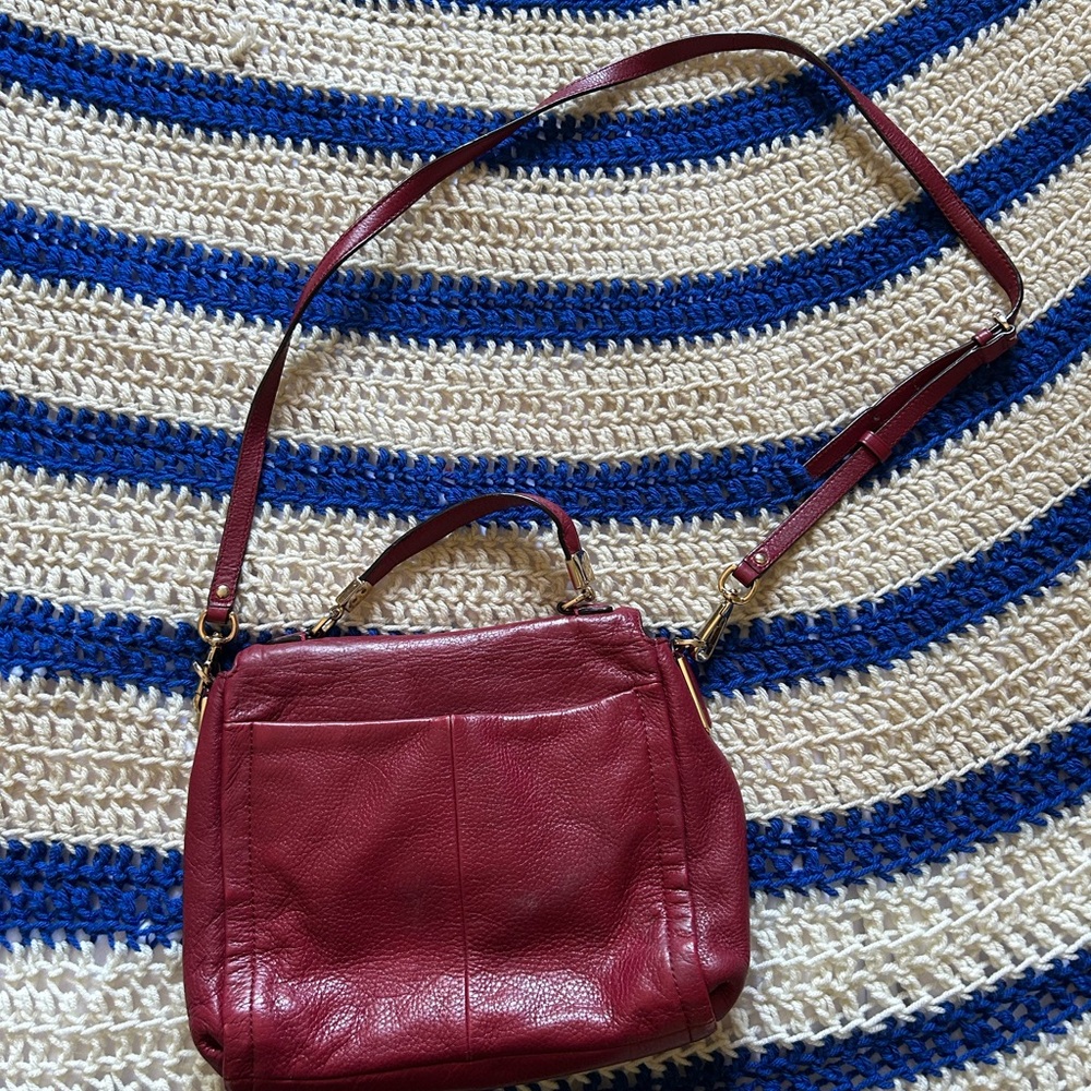 Coach Red Crossbody Bag with Structured Design and Gold Accents - Picture 2 of 5